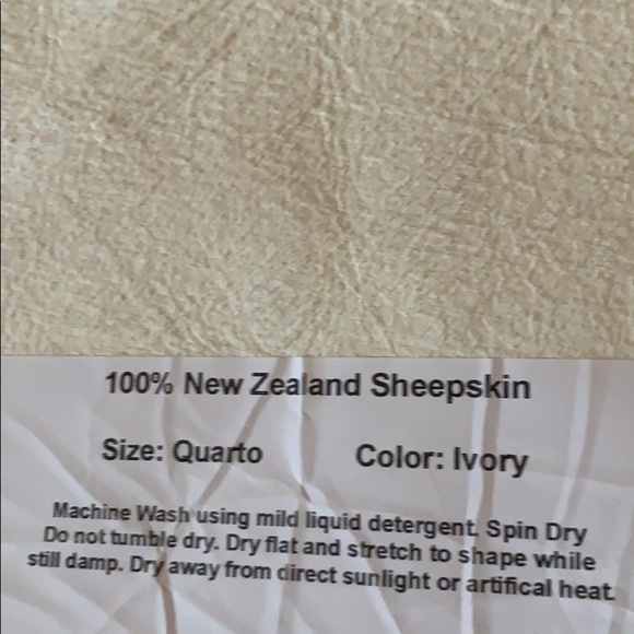 HUGE Sheepskin Rug - Picture 6 of 6